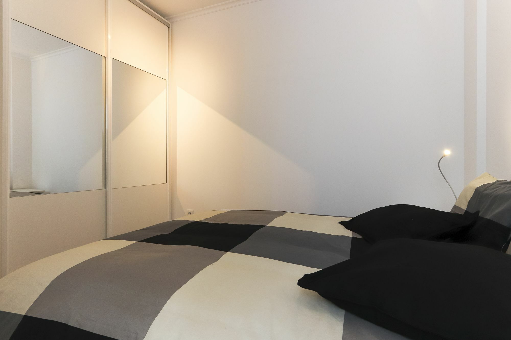 Saldanha Prestige By Homing Apartment Lisbon Bagian luar foto